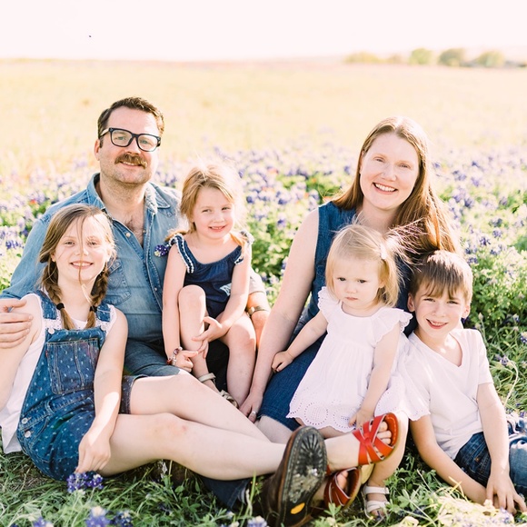 Meet your Posher, Allison - Picture 1 of 2